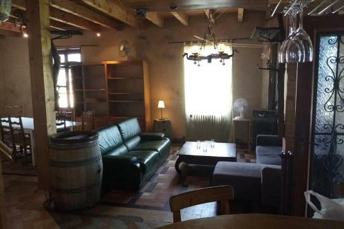 Maison 18 Pers. En Sud Ard�che, � 2 Pas D'aubenas