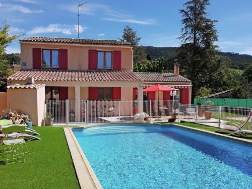 Modern Villa With Swimming Pool In Aups