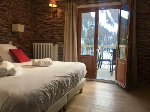 Hotel H�tel Chastellares