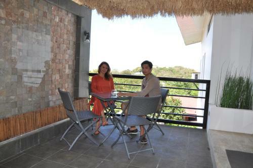 Hotel Date & Dine Resort