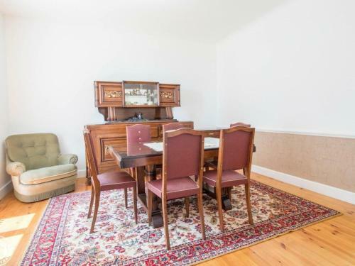 G�te Av�ze, 5 Pi�ces, 6 Personnes - Fr-1-630-155