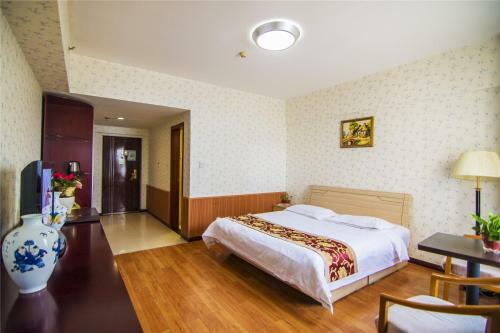 Golden Tree Business Hotel