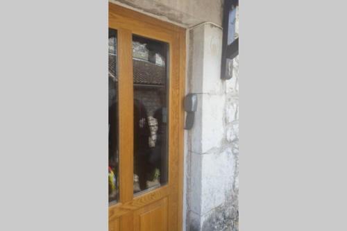 Maison Pierre Et Vo�te Au C?ur Du Village