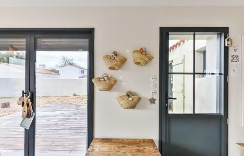 Maison Neuve D�cor�e Avec Go�t � Barb�tre