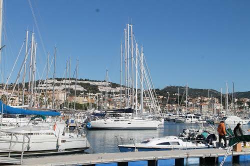 Apartamento Beau T2 En Centre Ville