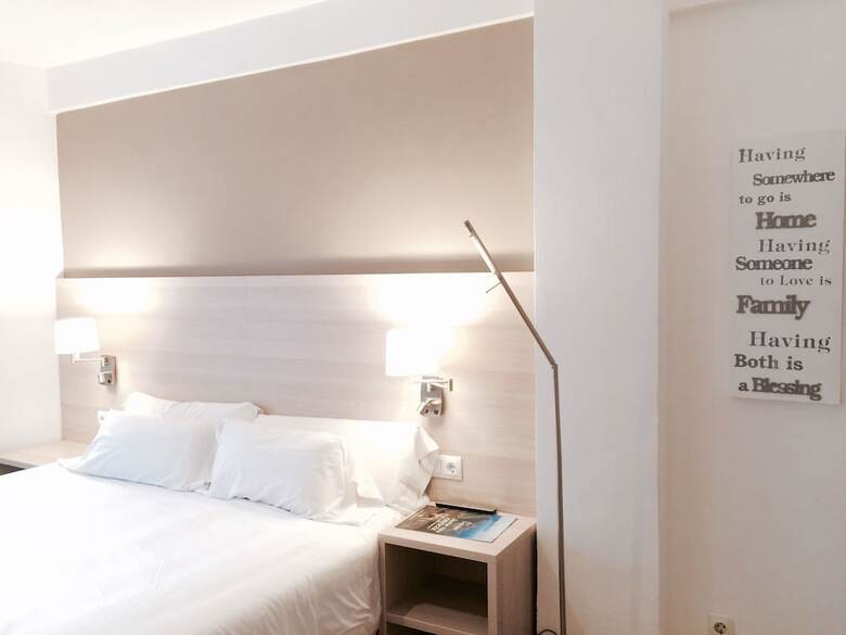 Hotel Carbonell