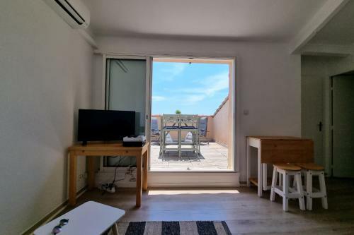 Cosy Apartment With Beautiful Sea View