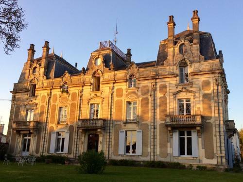 Hostal G�te D'�tape Dortoir Ch�teau Saint Vincent