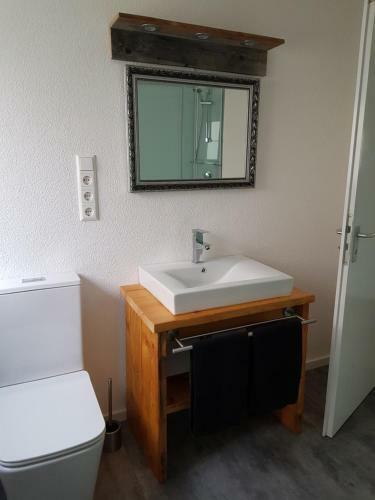 Apartamento Ferienwohnung Kraichgaublick