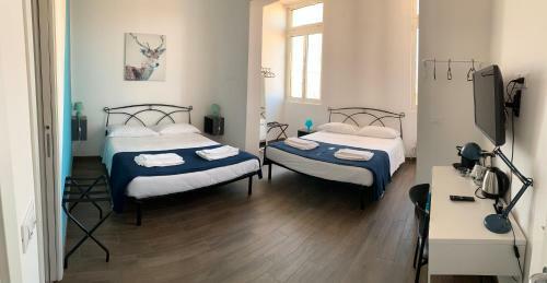 Hostal Mambo Suites