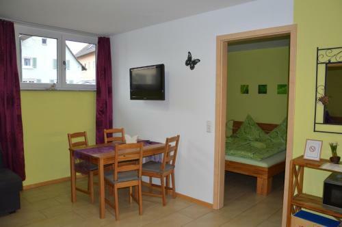 Apartamento Ferienwohnung Am Brunnen Fewo 1