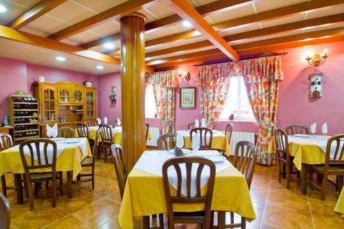 Albergue Hoster�a Fimar