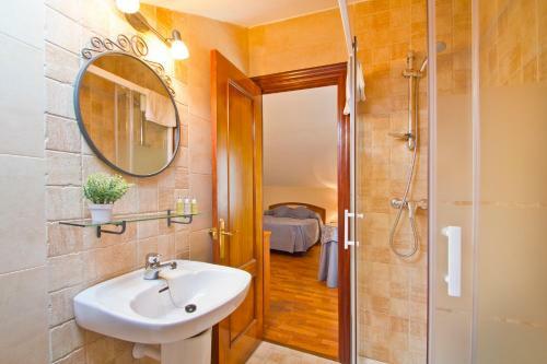 Albergue Hoster�a Fimar