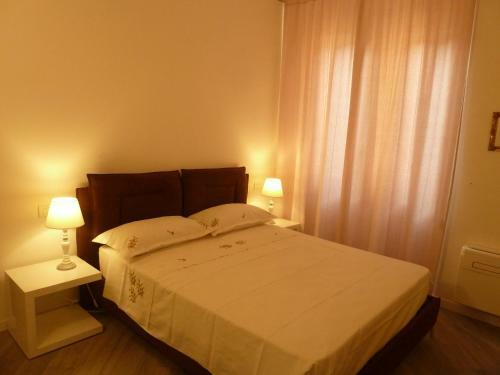 Apartamento La Torre Lunga -smart Working- 150 M Dalle-from Due Torri-two Towers