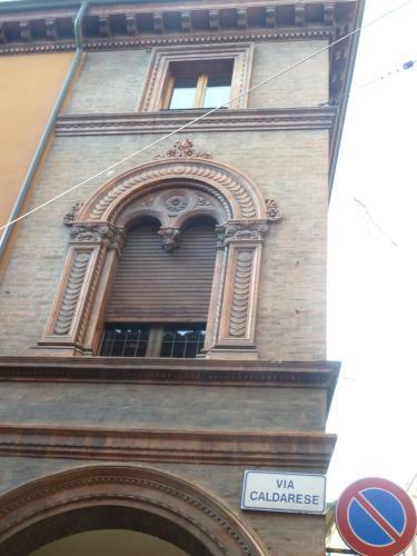 Apartamento La Torre Lunga -smart Working- 150 M Dalle-from Due Torri-two Towers