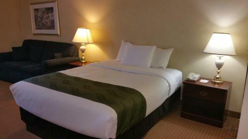 Quality Hotel & Suites Sherbrooke