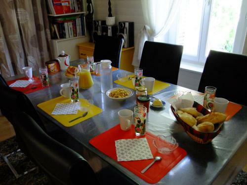 A Kwaba Chambres ,table D'h�tes Et G�te