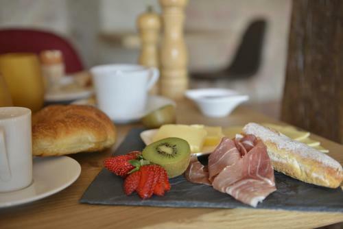Bed & Breakfast Maison D'h�tes Les Jardins De Madeleine