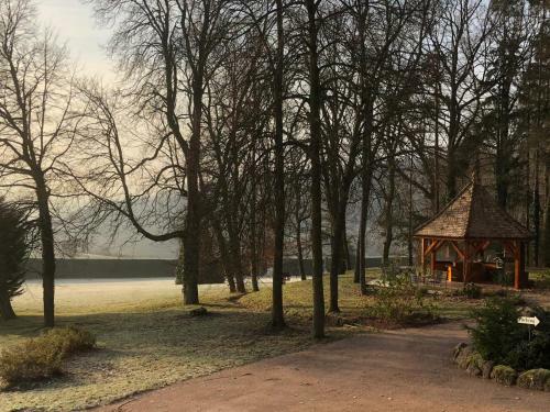 Bed & Breakfast Maison D'h�tes Les Jardins De Madeleine