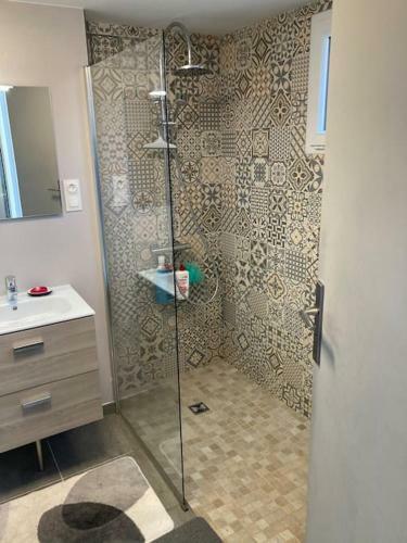 Belle Maison R�nov�e Avec Jardin Bien Situ�e