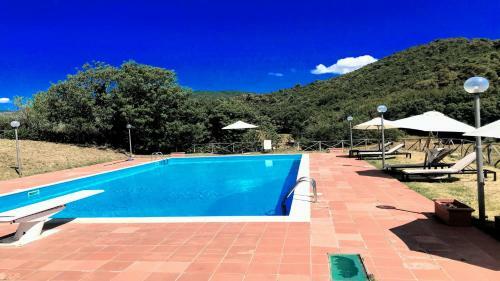 Villa Vallocchia - Sleeps 18 Exclusive Poolgrounds Spoleto 10 Mins Rome 1 Hr