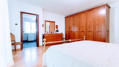 Villa Vallocchia - Sleeps 18 Exclusive Poolgrounds 2