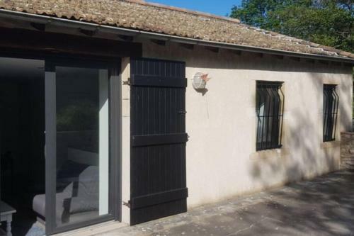 Maisonnette Sur La Voie Verte � Berz� La Ville