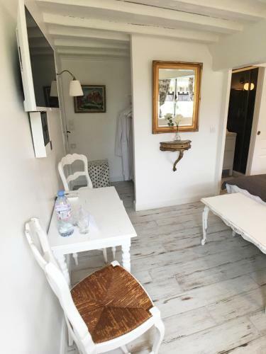 Bed & Breakfast La Romance Et La Romanesque