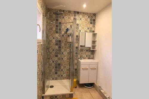Apartamento Logement Attenant � Une Villa T2 Avec Terrasse .