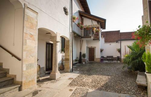 Hostal Loft & Espace Maison 1706 Lago Orta
