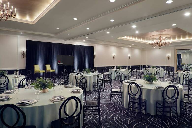 Hotel Charlotte Marriott Southpark