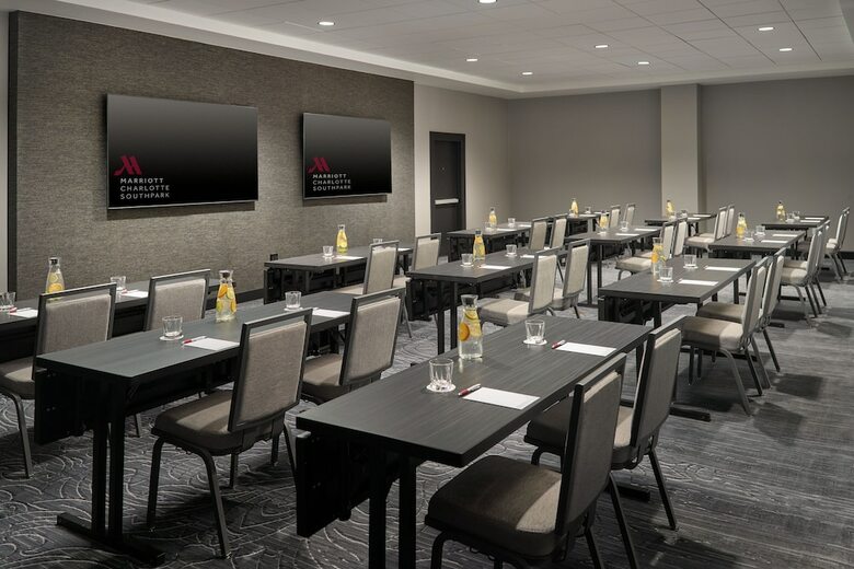Hotel Charlotte Marriott Southpark