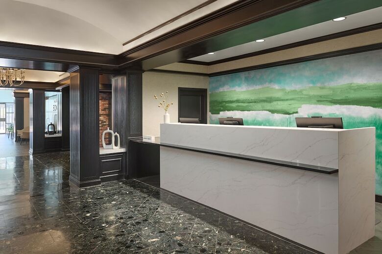 Hotel Charlotte Marriott Southpark