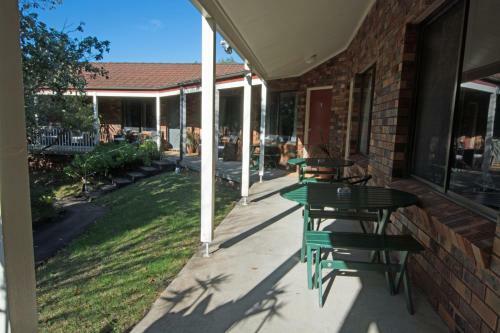Anchor Bay Motel
