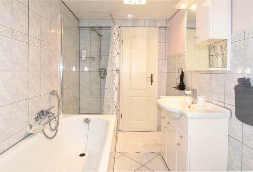 Haus L�cknitz - Ferienhaus In Lenzen (elbe)