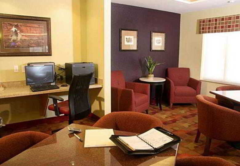 Hotel Towneplace Suites Farmington
