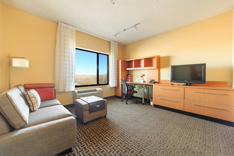 Hotel Towneplace Suites Farmington
