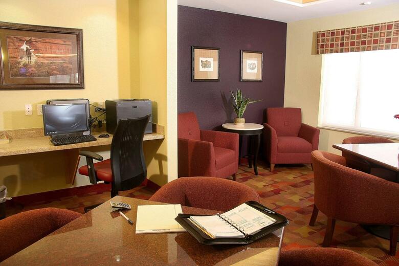 Hotel Towneplace Suites Farmington