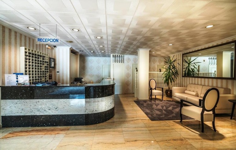 Hotel Ton