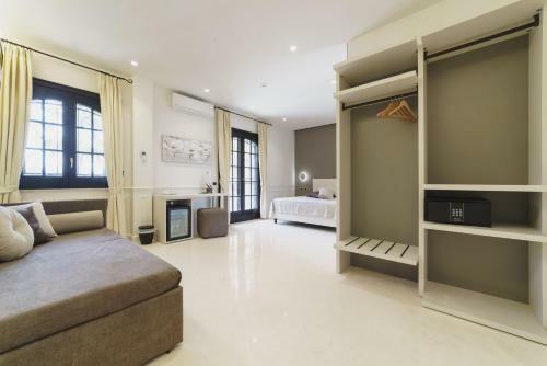 Hostal Caffetteria Luca Suite & Rooms