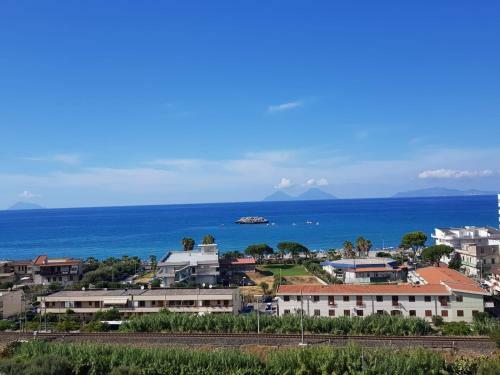 Apartamento Casa Tranquilla E Luminosa Con Terrazzo A Due Passi Dal Mare