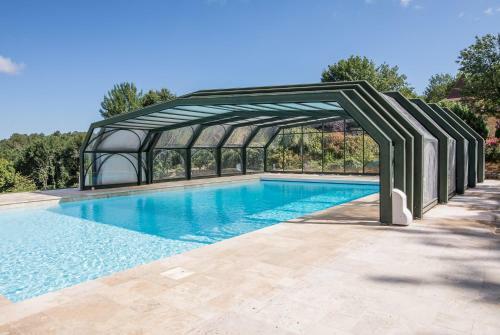 Chalet Biron - Piscine & Tennis - G�tes de Poubille