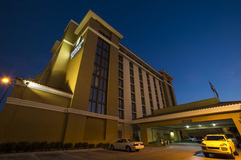 Hotel Embassy Suites Dallas - Park Central Area