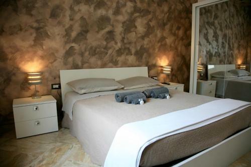 Hostal Penthouse Station Luxury Suites & Apts 2