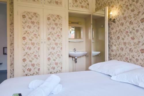 Guestready - House With Garden
