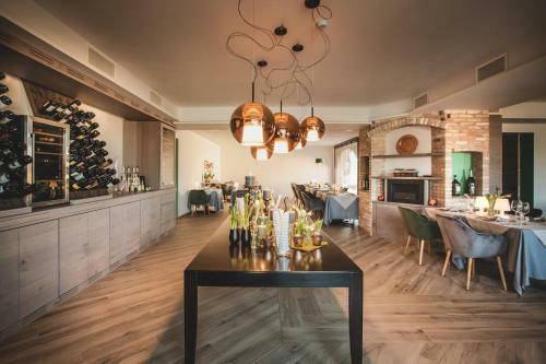 Almaranto Hotel & Retreat