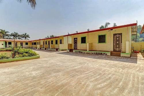 Hotel Oyo 87154 Samarth Krupa Lodging And Boarding