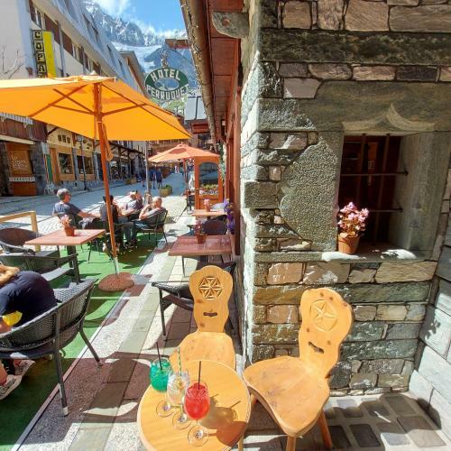 Hotel Perruquet