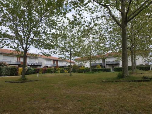 Apartamento Proche Lacs Et Oc�an
