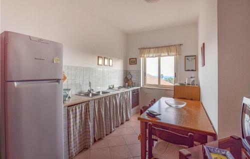 Amazing Apartment In Camini With 2 Bedrooms